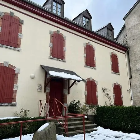 Très bel appartement T3 HYPER CENTRE ENTIEREMENT RENOVE EN 2022 Luz-Saint-Sauveur Extérieur photo